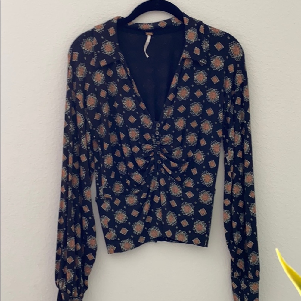 Free People low V cut long sleeve collar blouse
